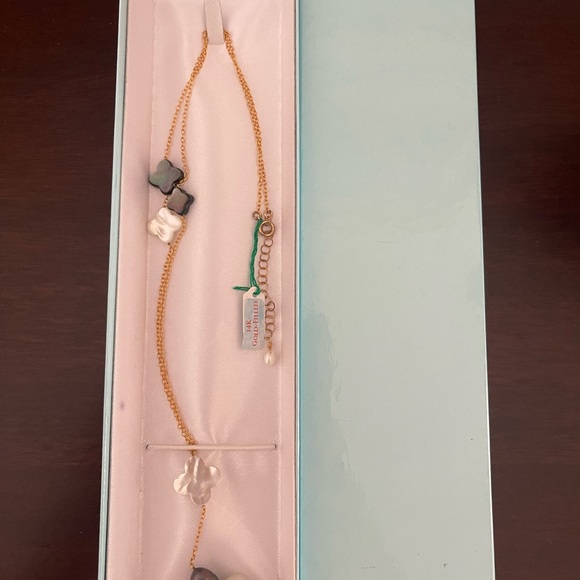 Christmas/Birthday gift! Brand new gold and pearl necklace! - Picture 5 of 5